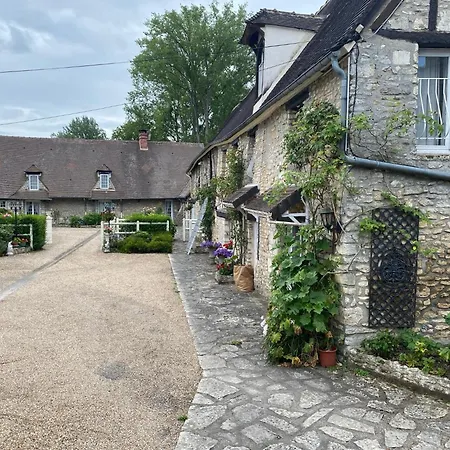 Le Relais Des Hirondelles ベッド・アンド・ブレックファスト