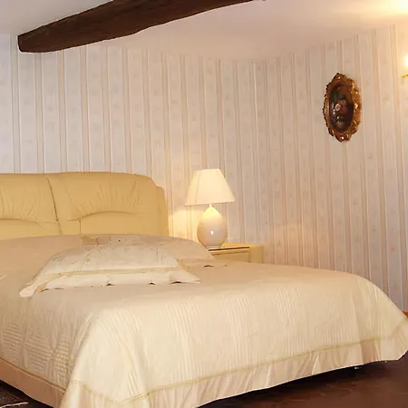 Le Relais Des Hirondelles ベッド・アンド・ブレックファスト