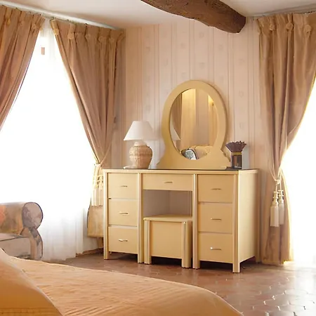 ベッド・アンド・ブレックファスト Le Relais Des Hirondelles