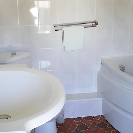 Le Relais Des Hirondelles 3*
