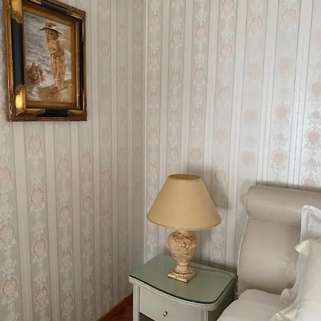 ベッド・アンド・ブレックファスト Le Relais Des Hirondelles ショーモン・アン・ヴェキシン