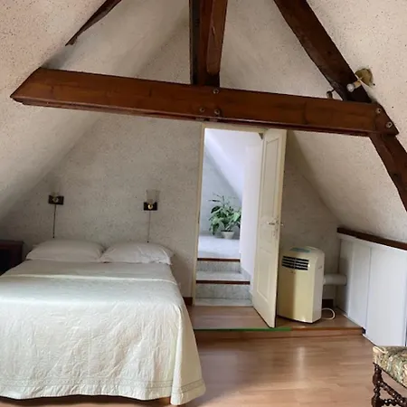 Le Relais Des Hirondelles 3* ショーモン・アン・ヴェキシン
